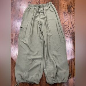 Olive Green womens Cargo Pants size L